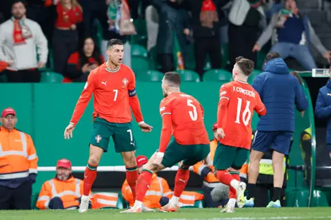 منتخب البرتغال يتأهل لنصف نهائي دوري الأمم الأوروبية بخماسية أمام الدنمارك